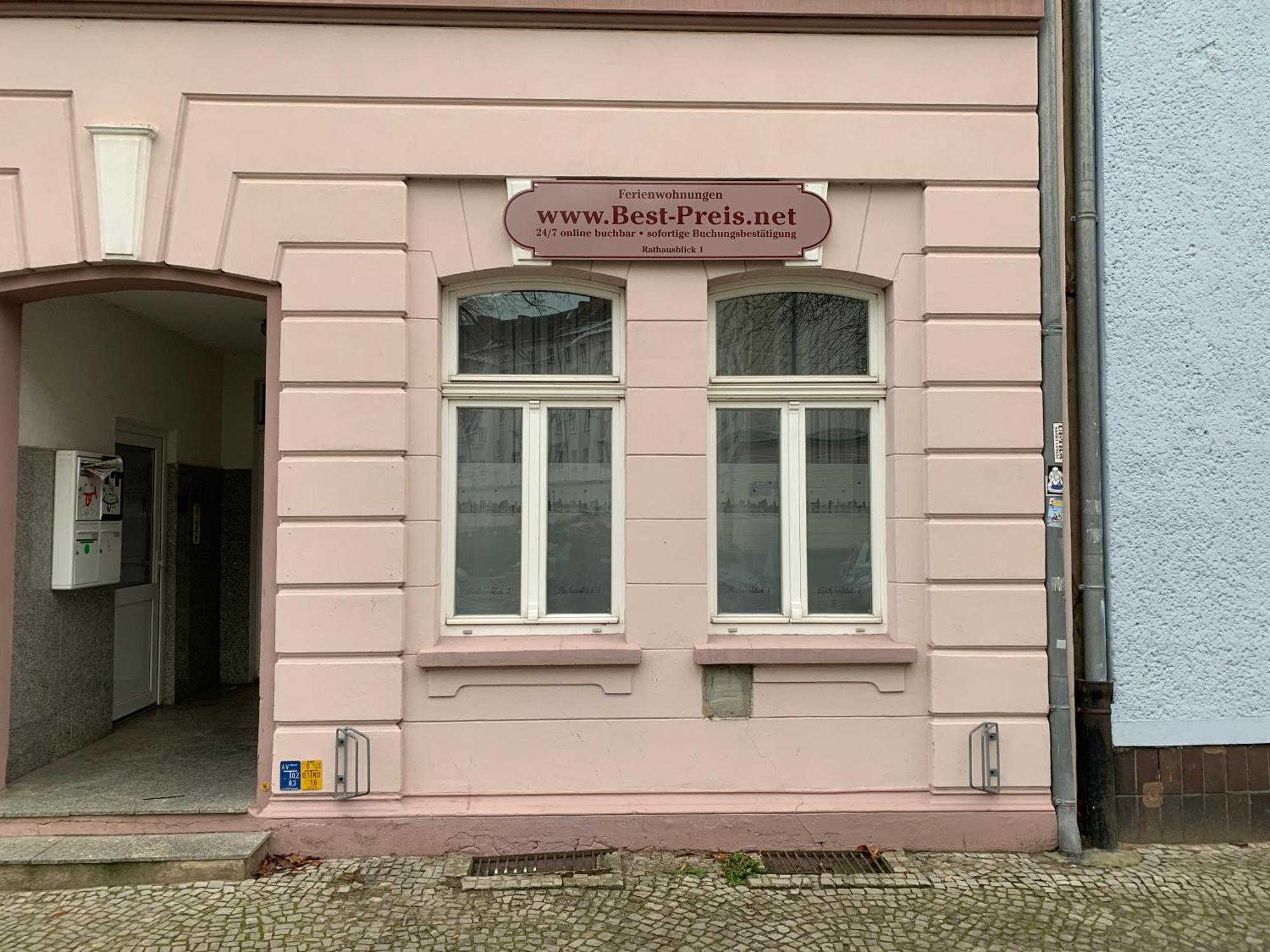 Best-Preis Fewo Rathausblick 2 - Zentrale Lage In Wittenberge - 2 Personen - Einzelzimmer - Vollausstattung - Wlan / Prime & Self-Check-In Exterior foto